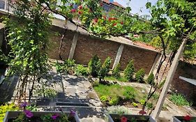 Plovdiv Top Center 2 Bedroom Apartment, Free Parking